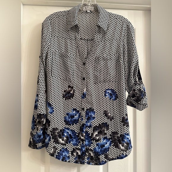 Express Portofino Button Down Top - Picture 7 of 7